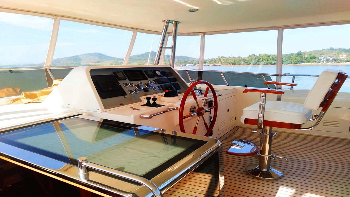 Аренда траулерной яхты Selene 80 Ocean Explorer на Пхукете, морская рыбалка